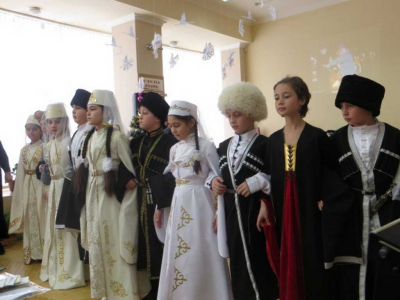 &laquo;Ирон фарн, ирон &aelig;гъдау ф&aelig;лт&aelig;р&aelig;й-ф&aelig;лт&aelig;рм&aelig;&raquo;