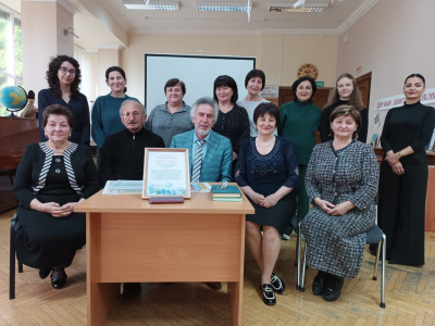 Творческие люди, объединяйтесь!  Состоялось заседание литературного объединения &laquo;Суадон&raquo;